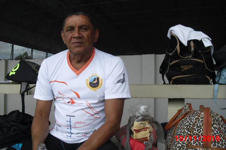 6d4d10cd77691ed7a2a3d33d0944eba9