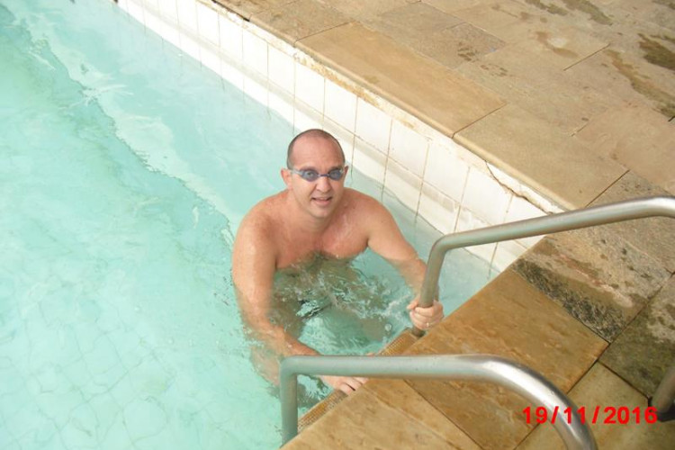 98045965e9613ea9beed9c25a806caa7