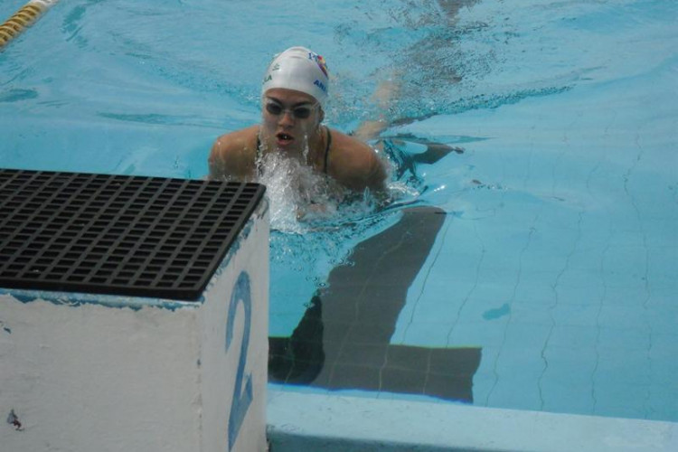 b4695aeeffeb0d0774dfe6343c3855ec