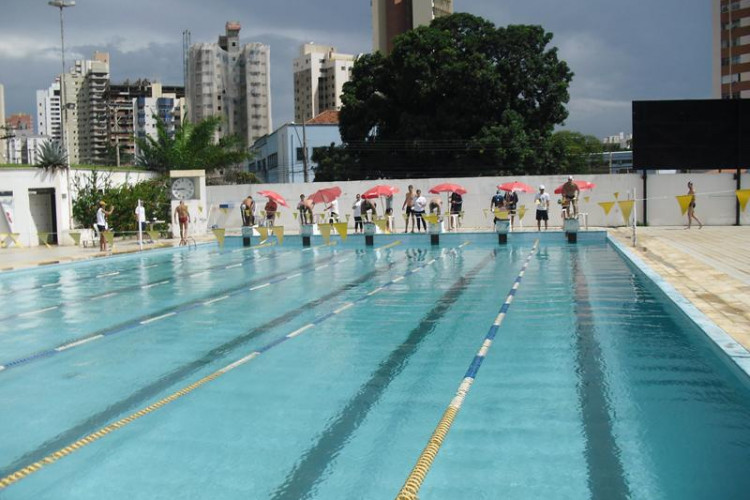 d9e73594ecef38d8d37ee479c231bb28