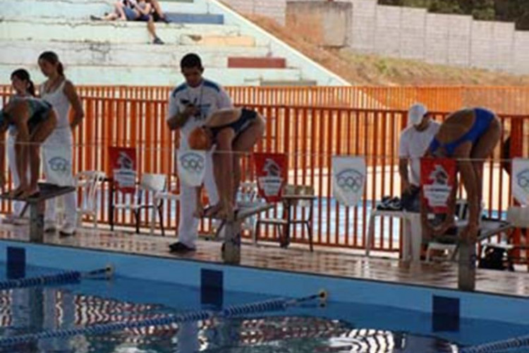 f68aea8ea06bda872aabbb186a70c3e7